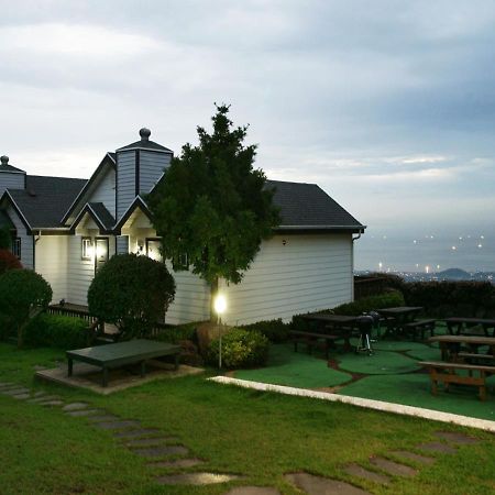Uts Village Csedzsu Kültér fotó